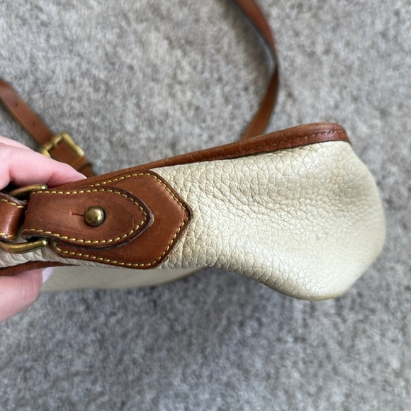 Vintage Dooney & Bourke Cream and Brown Leather Purse - Picture 8 of 13